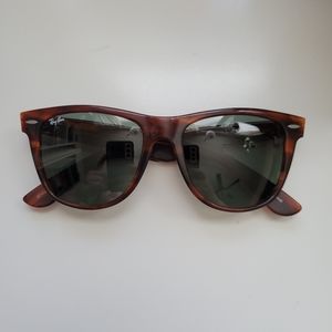 Ray-Ban Vintage Wayfarer II